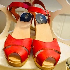 Cherry Pie red Swedish Hasbeens